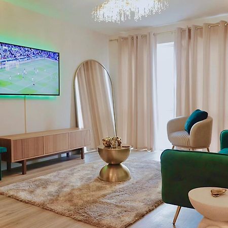 2Br Luxury Flat Belfast City Centre , Free Snacks & Free Netflix Bagian luar foto