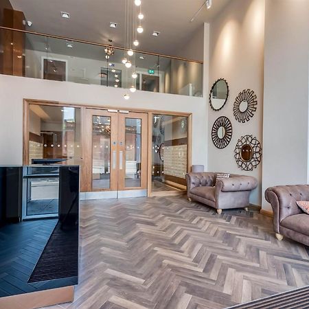 2Br Luxury Flat Belfast City Centre , Free Snacks & Free Netflix Bagian luar foto