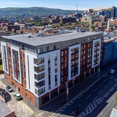 2Br Luxury Flat Belfast City Centre , Free Snacks & Free Netflix Bagian luar foto