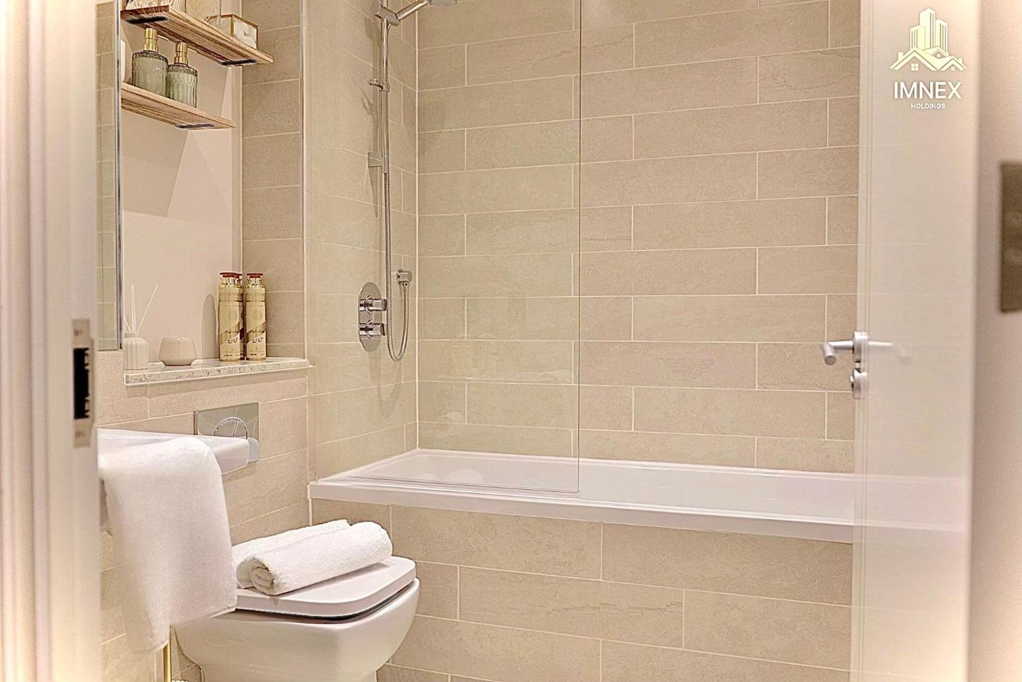 2Br Luxury Flat Belfast City Centre , Free Snacks & Free Netflix Bagian luar foto