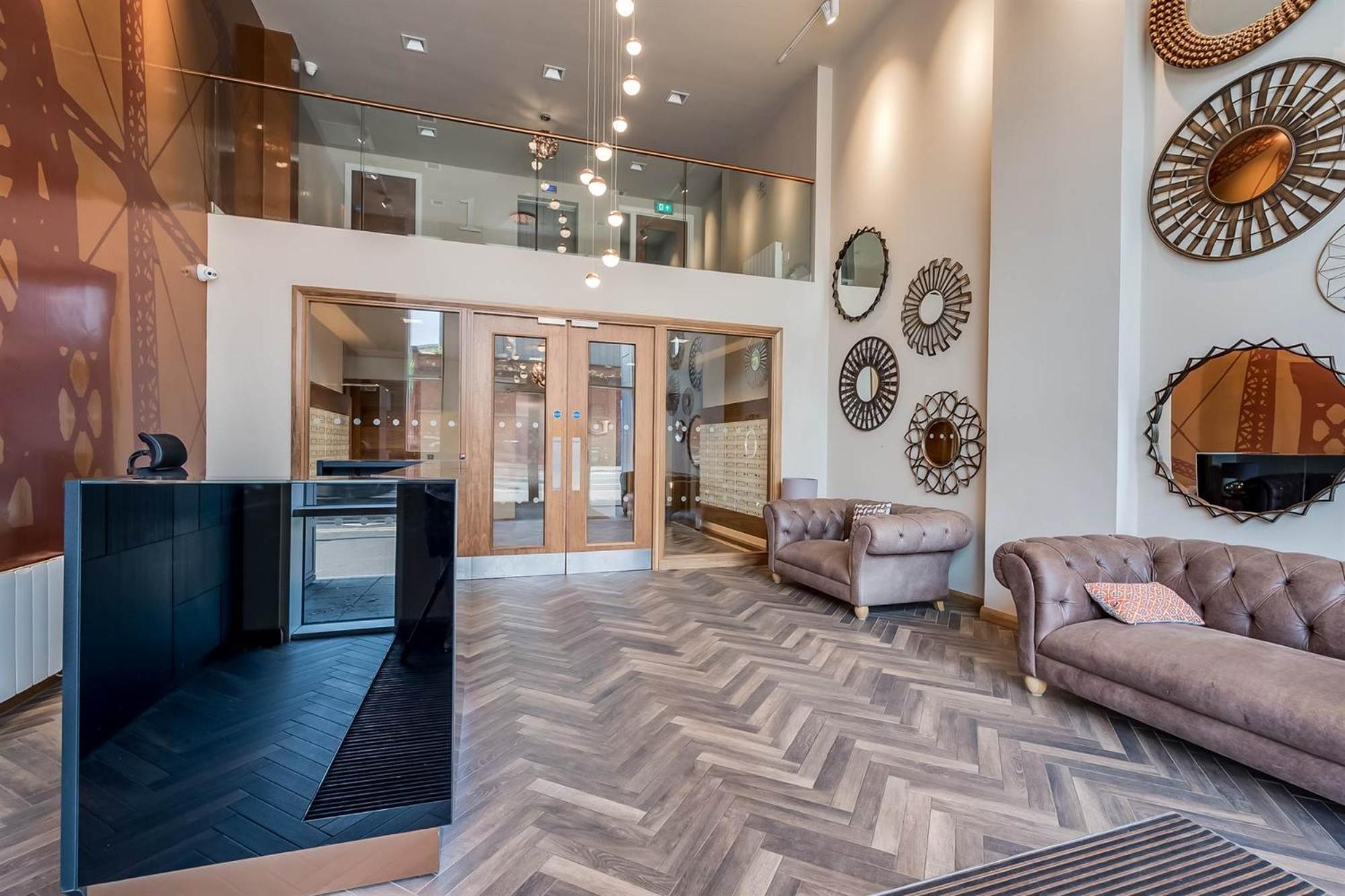 2Br Luxury Flat Belfast City Centre , Free Snacks & Free Netflix Bagian luar foto