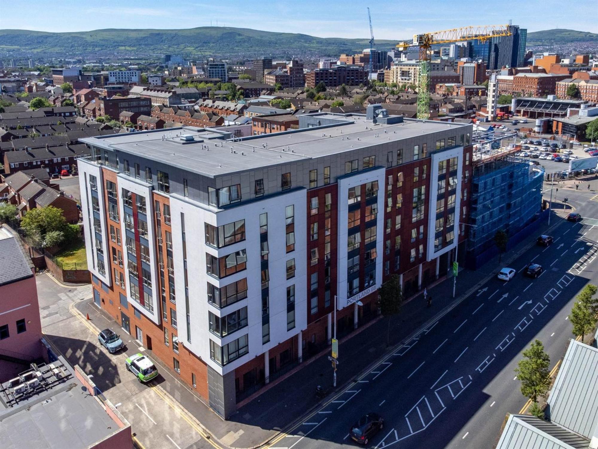 2Br Luxury Flat Belfast City Centre , Free Snacks & Free Netflix Bagian luar foto
